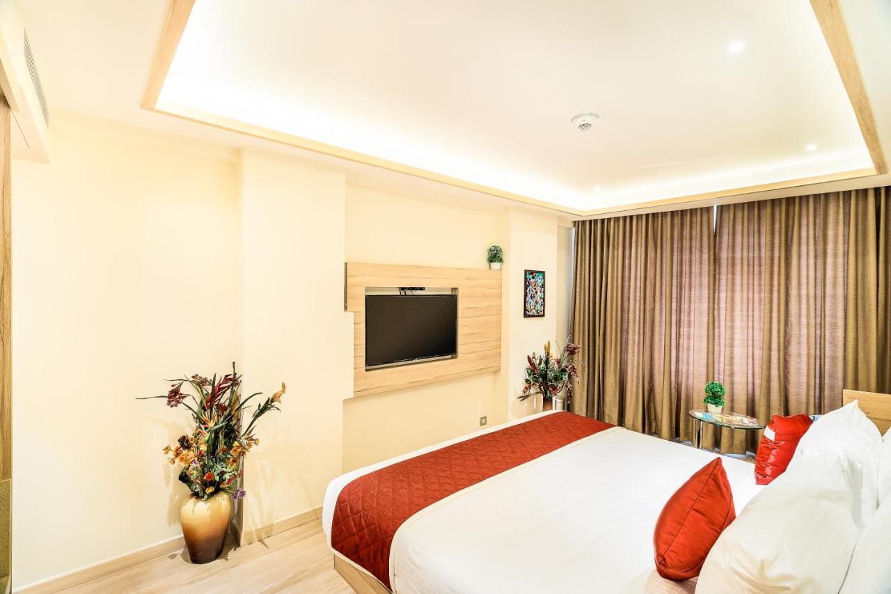 Hotel Jagadish International-Sankey Road Bangalore Bagian luar foto