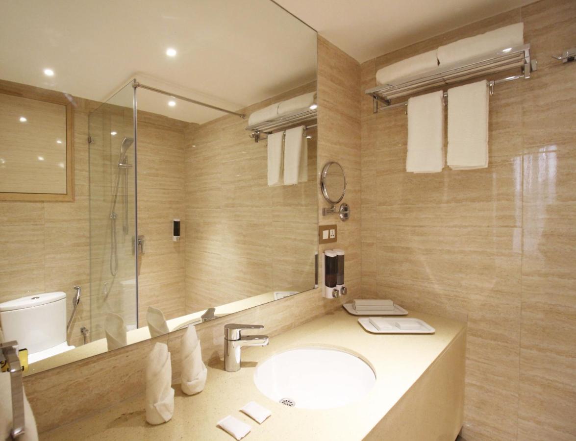 Hotel Jagadish International-Sankey Road Bangalore Bagian luar foto