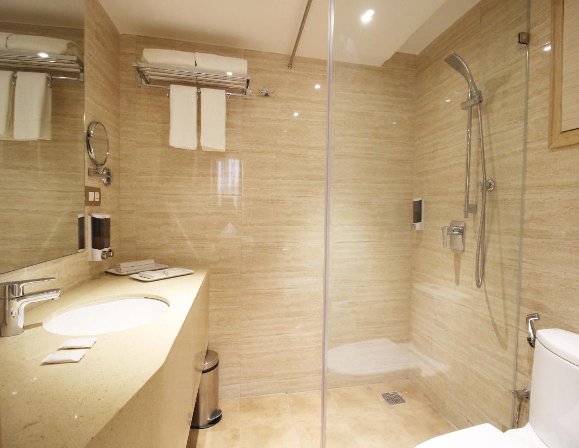 Hotel Jagadish International-Sankey Road Bangalore Bagian luar foto